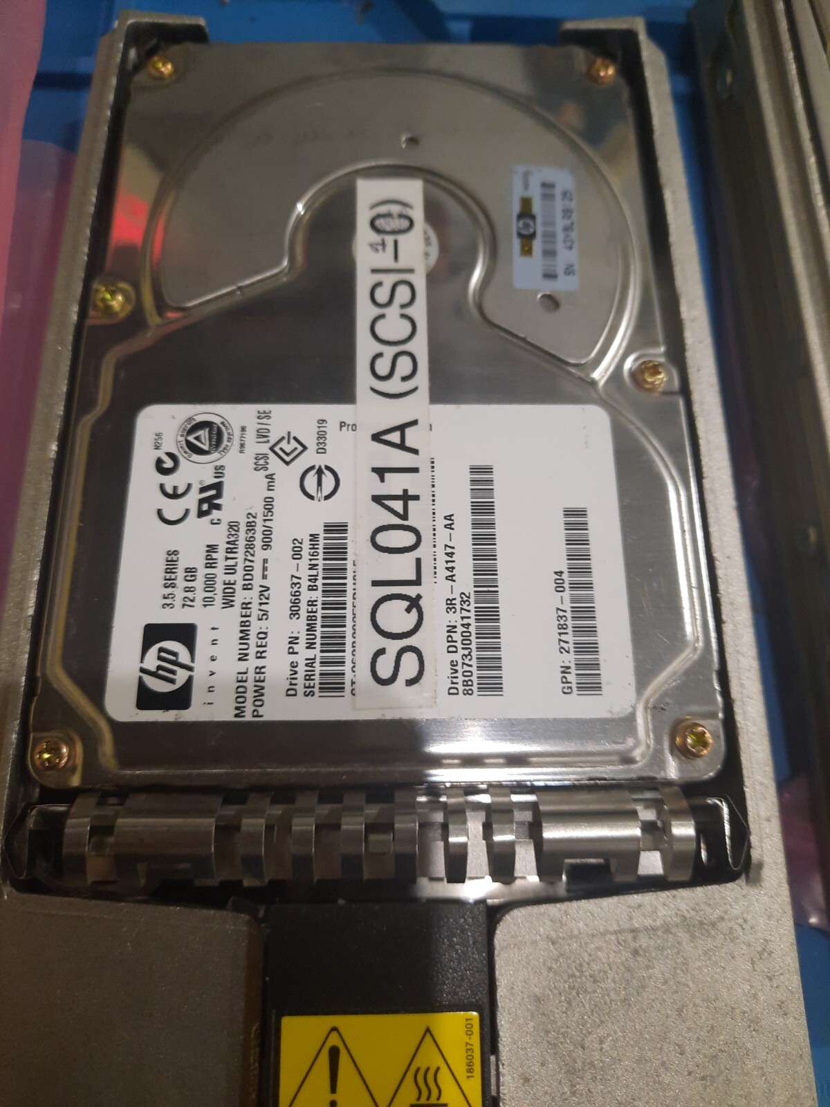 HP BD072863B2 306637-002 73GB 15000U/min 8MB SCSI 80-pin U320 3.5" HARD DRIVE"