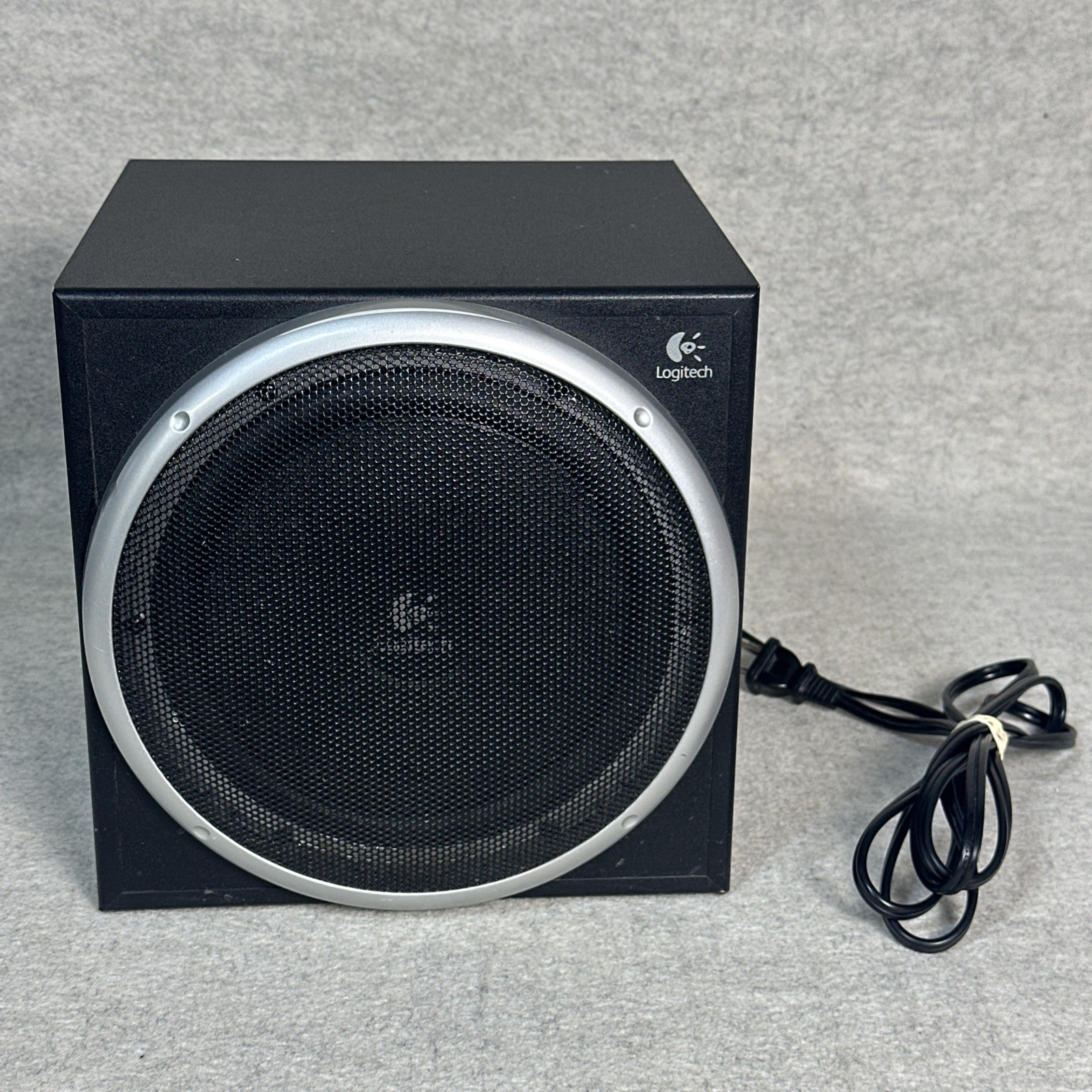 Logitech Z-640 Subwoofer Replacement Powered Original OEM Sub Tested & Works