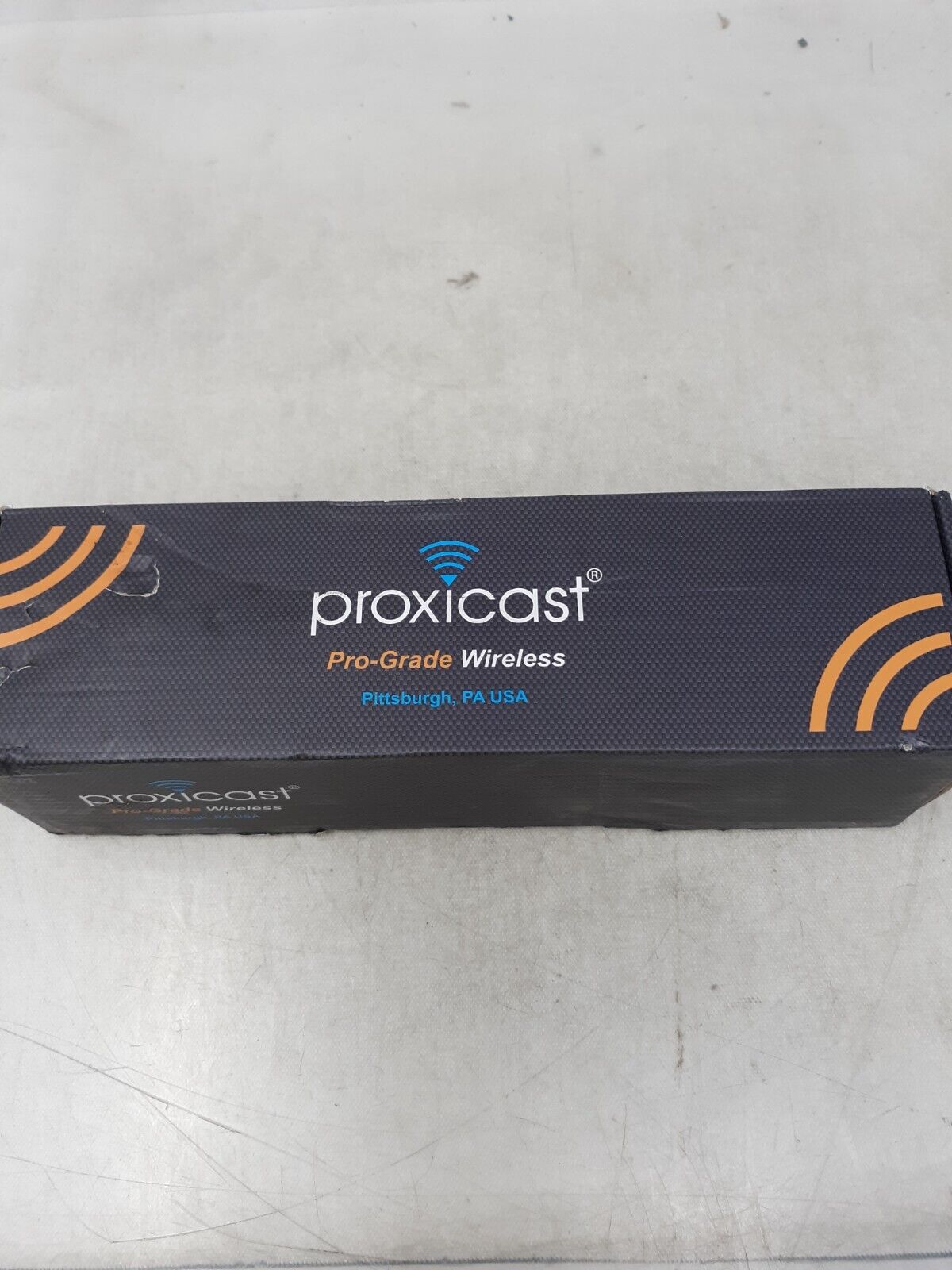 Proxicast Wireless Antenna 10 DBI 60-600 MHz Pole/Wall Mount 4G/5G ANT-126-002