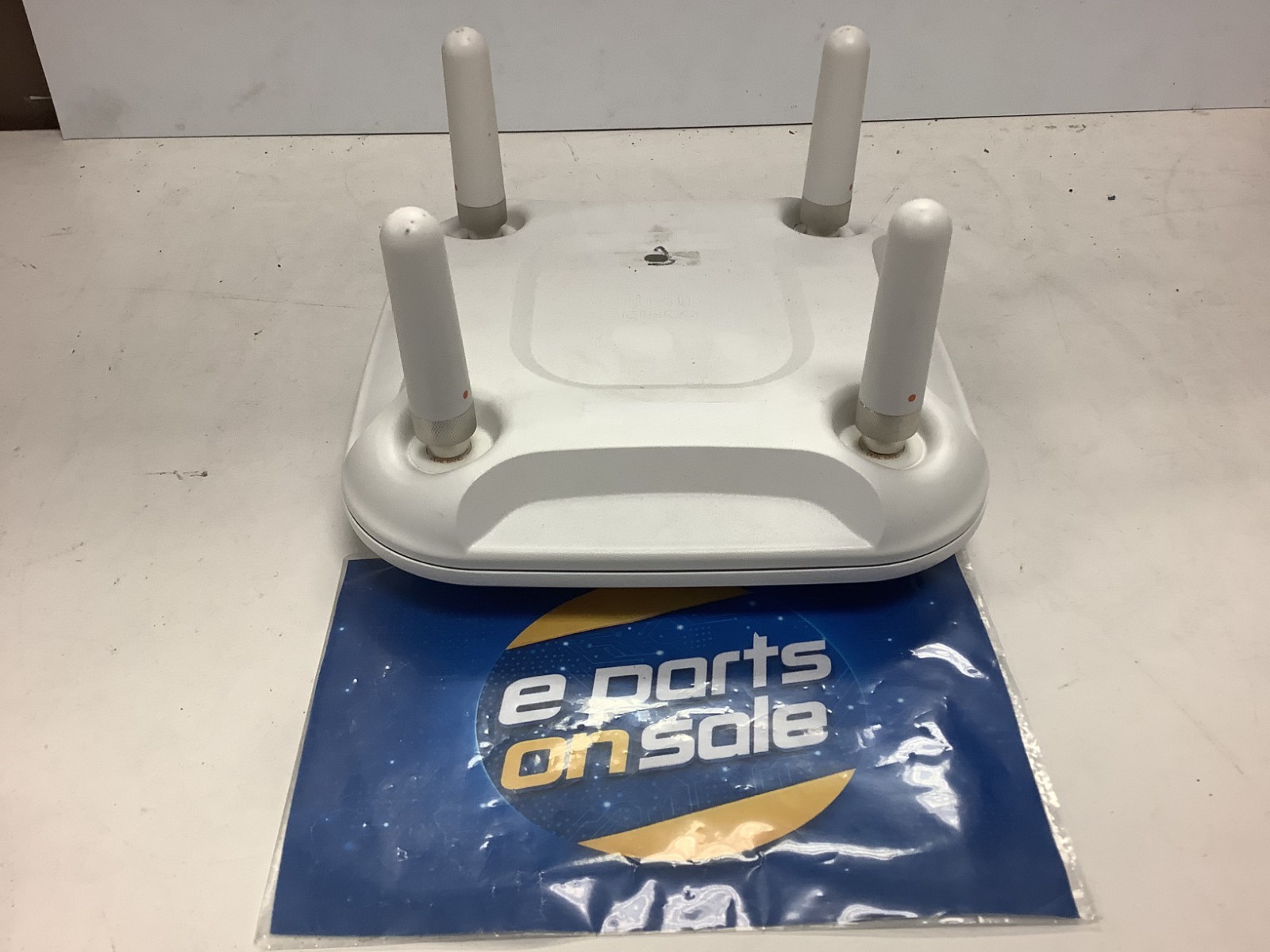 Cisco AIR-CAP3702E-A-K9 Aironet 3700 Series DualBand Wireless Access Point L-Z5D
