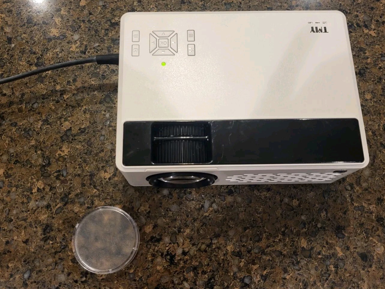 TMY Mini Projector V08 1080P 7500Lumen Portable Full HD, USED AMAZING CONDITION