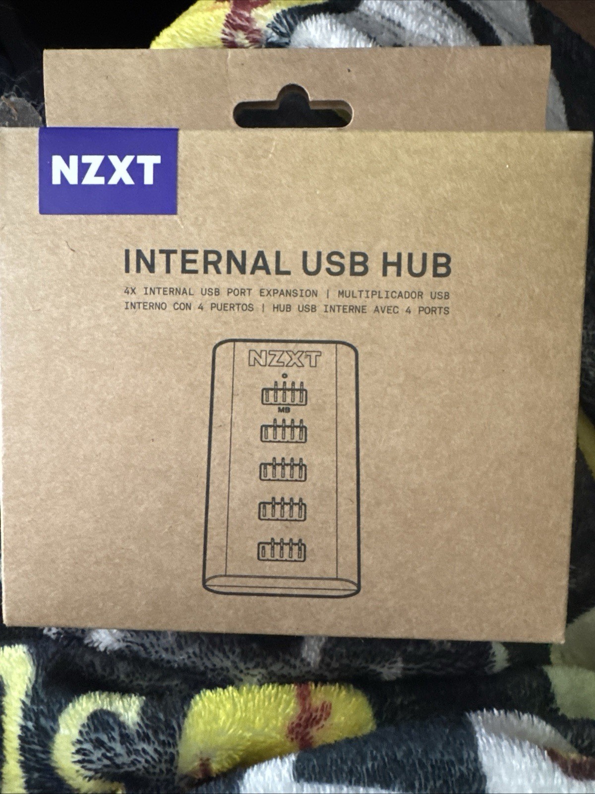 NZXT Internal USB Hub 4 Internal USB 2.0 Ports, New
