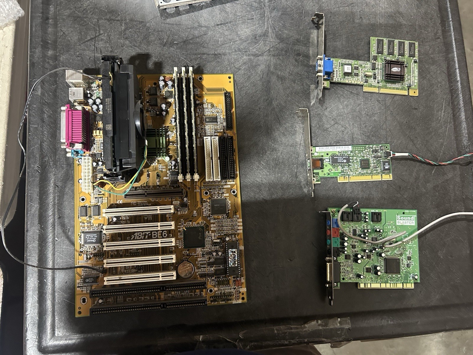Vintage Abit BE6 Slot 1 Motherboard + Pentium III 450 + 768mb + Cards READ