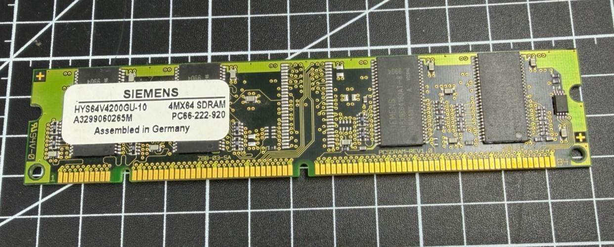 HYS64V4200GU-10 Siemens 32MB SDRAM Non ECC PC-100 100Mhz