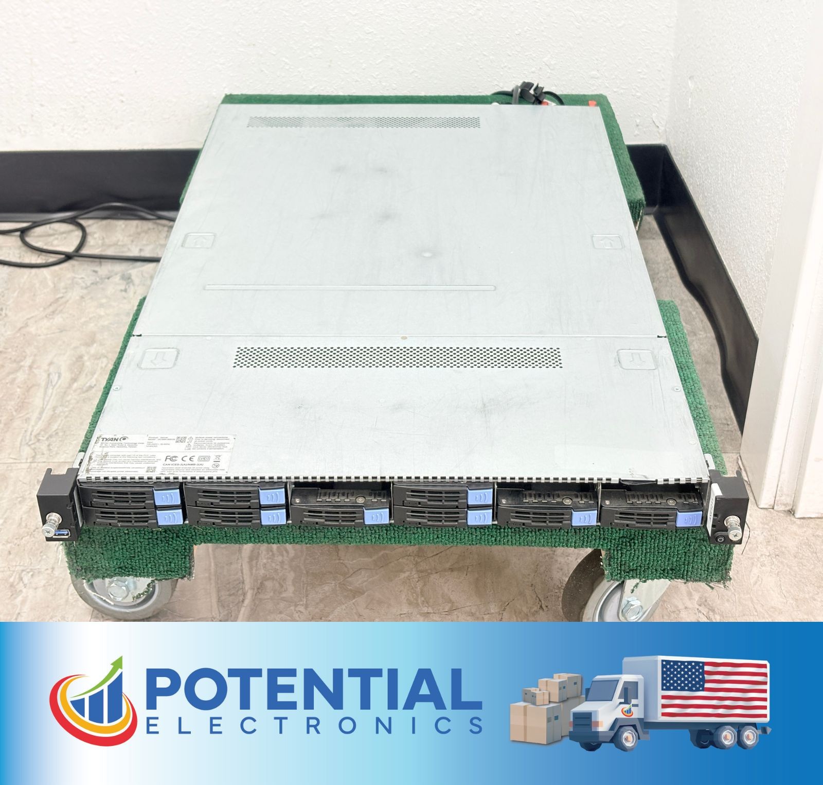 Pre Owned | TYAN Transport CX B8036G68AE12HR 12-Bay NVMe/SATA Bays 1U Server