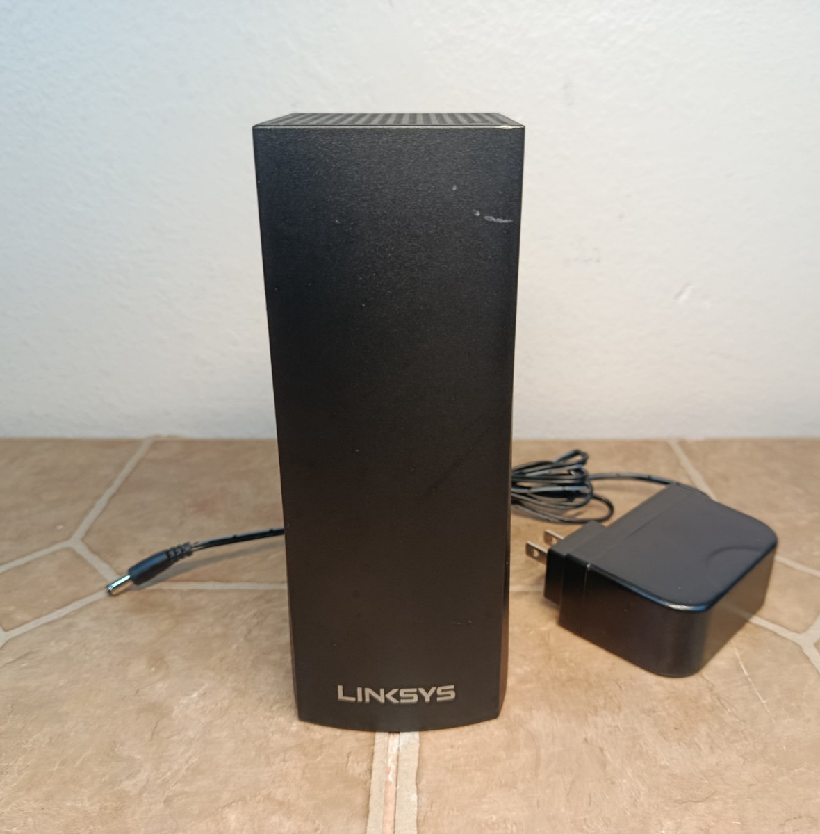 Linksys VELOP AC2200 Tri-Band Mesh Router WHW03 V02 Black