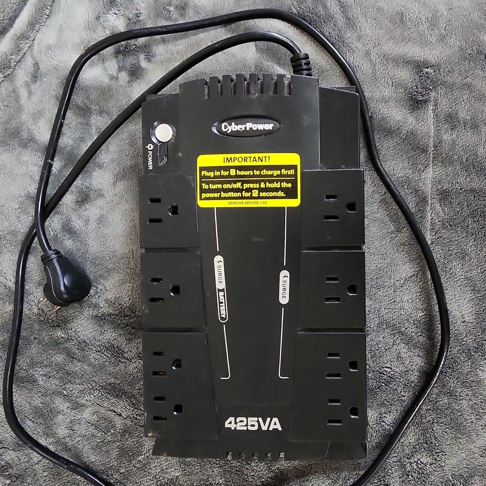 CyberPower SE425G 425VA/255W UPS 8-Outlet 890J Surge Alarm Black NEMA 5-15P