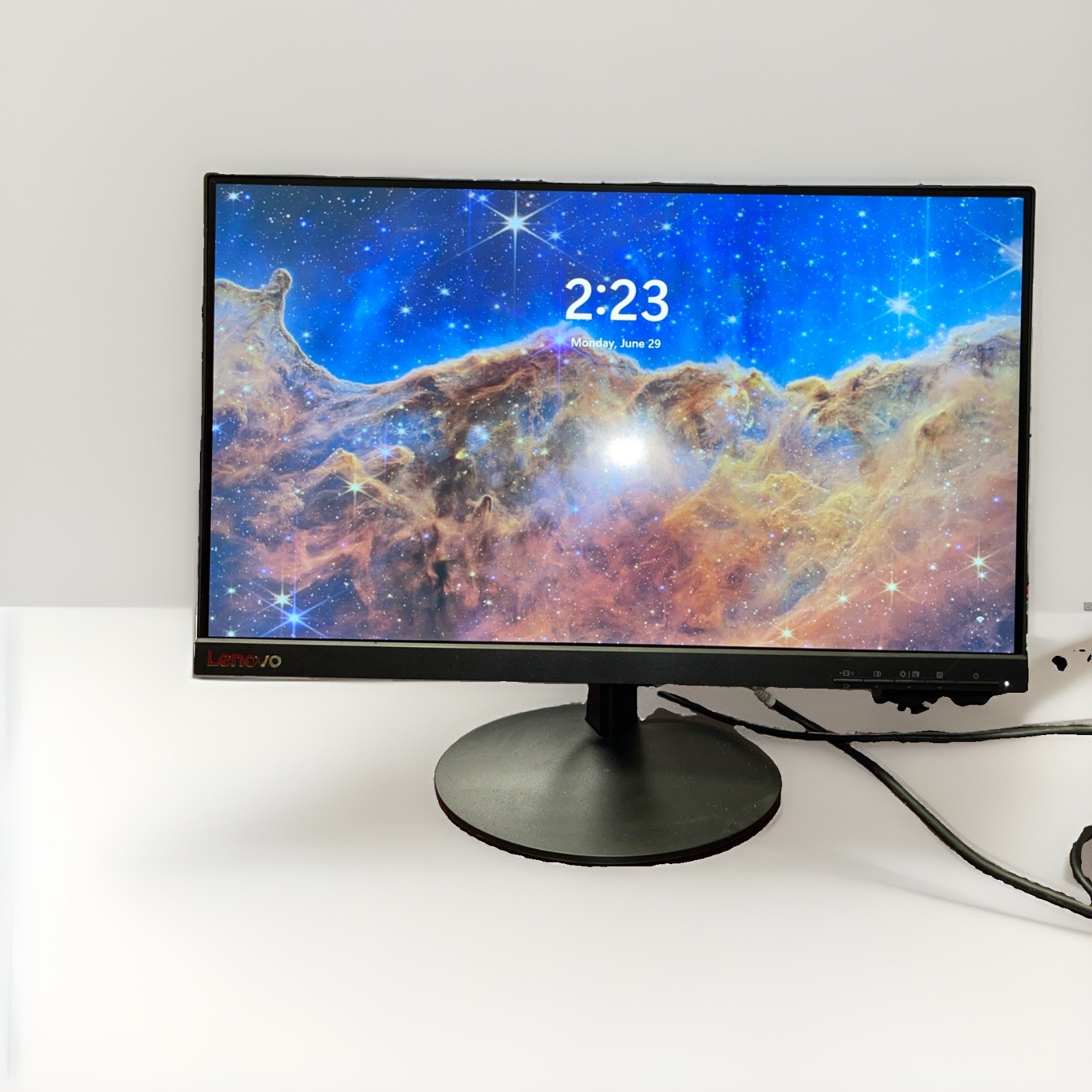 Lenovo L22e-20 Flat Panel Monitor 21.5 Inch With LED BACKLIGHT VGC *WORK GREAT*
