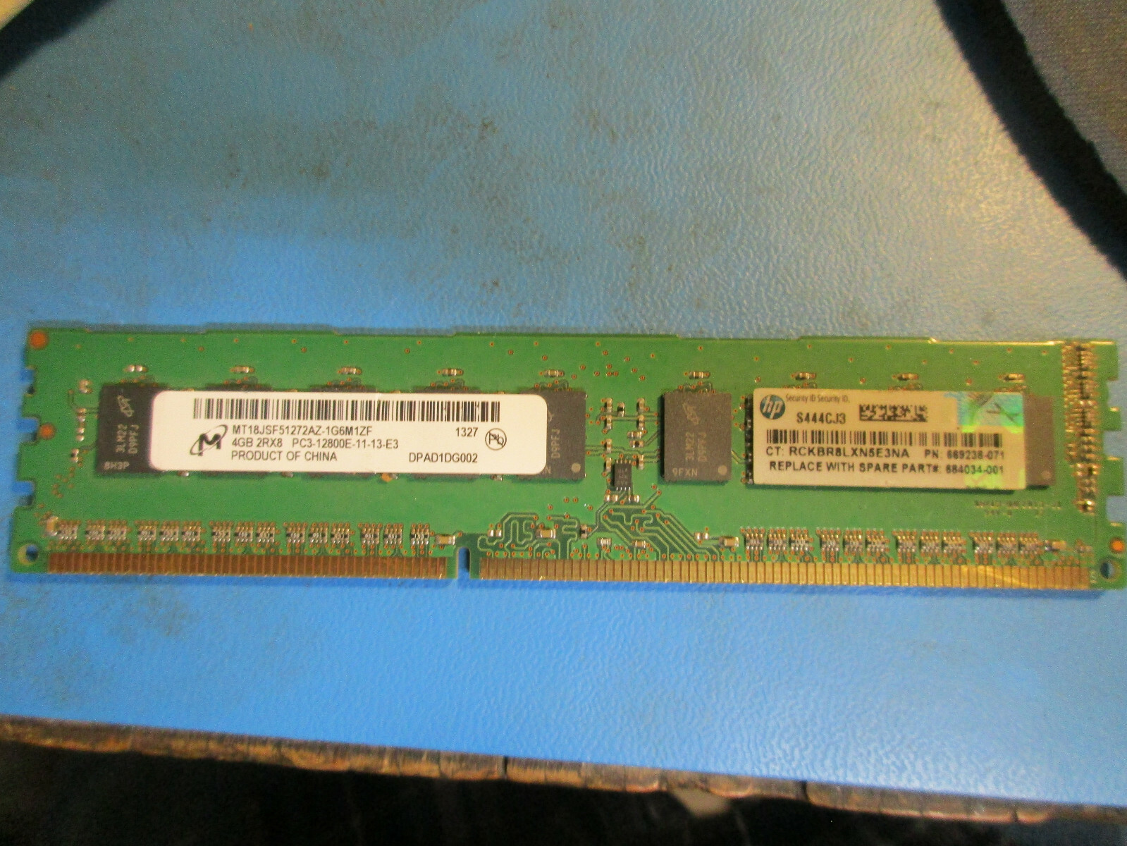 Micron 4GB 1 X 4GB PC3-12800E DDR3 ECC 240 PIN MT18JSF51272AZ-1G6M1ZF