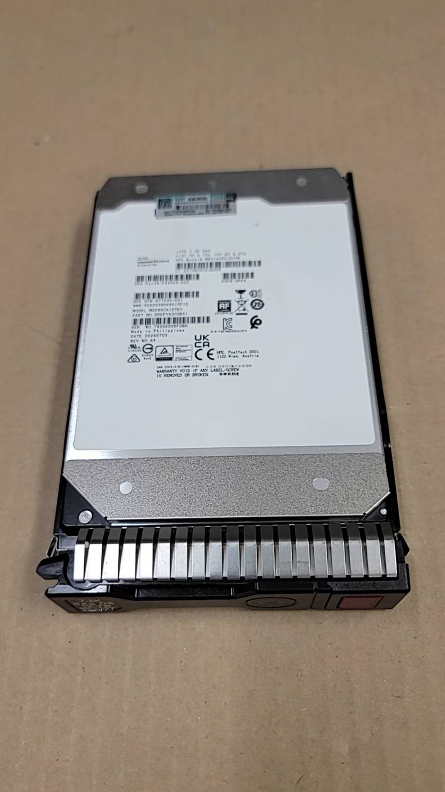 HP 12TB MB012000JZYVN 877030-001 7.2K RPM SAS 12Gb/s 512e 3.5" HDD W/Tray 882397