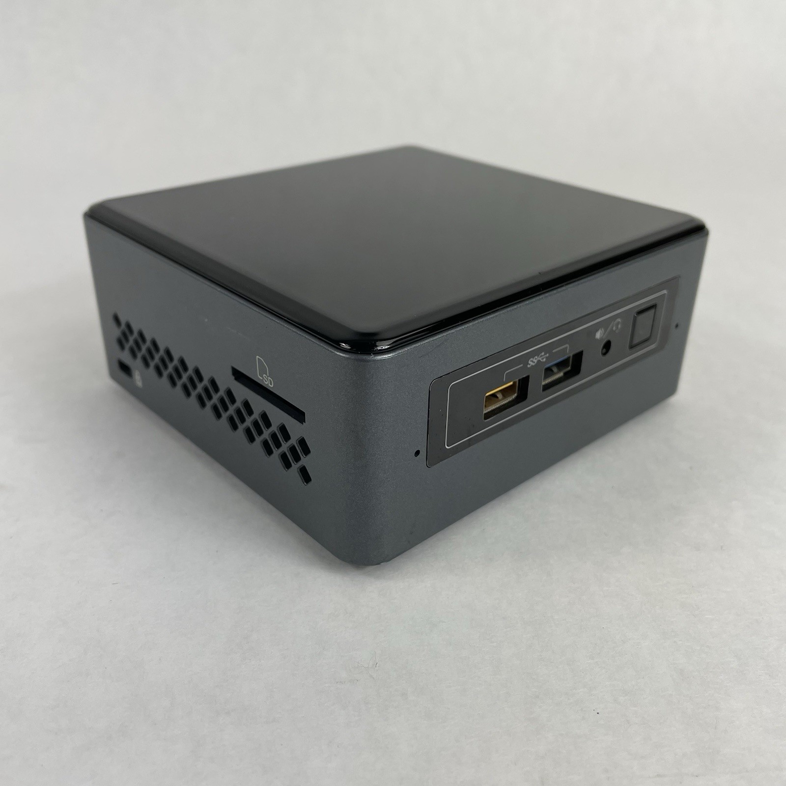 Intel NUC6CAY Micro Celeron J3455 1.50 GHz 8 GB RAM No SSD/OS/AC