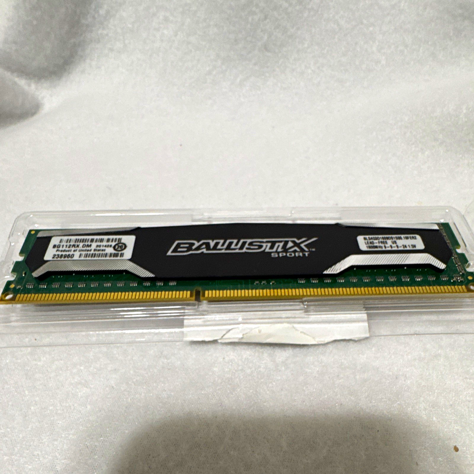 Crucial Ballistix Sport 4GB DDR3-1600 PC3-12800 240-Pin UDIMM BLS4G3D1609DS1S00