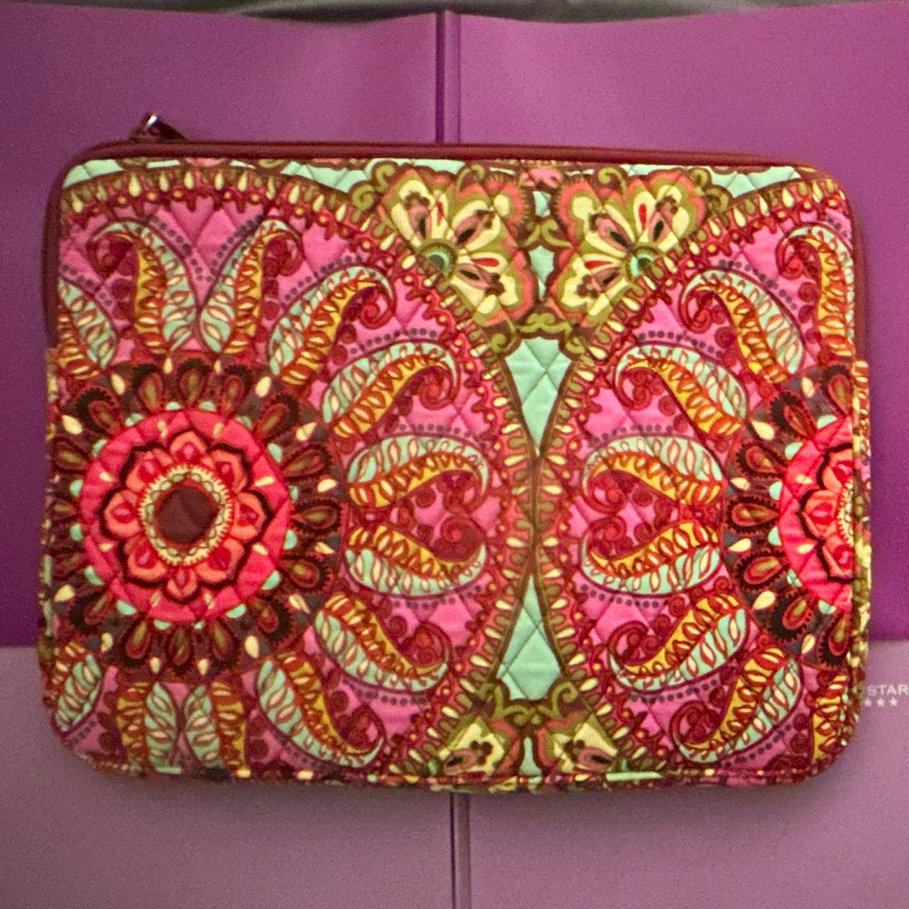 Vera Bradley Quilted Padded Zip Tablet Sleeve Case, Universal 10 in, Pink