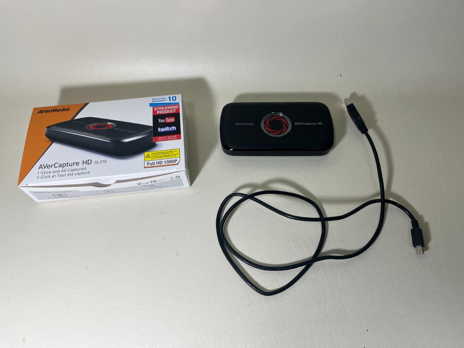 AVerMedia AVerCapture HD GL310 - Original Box and Cable Included