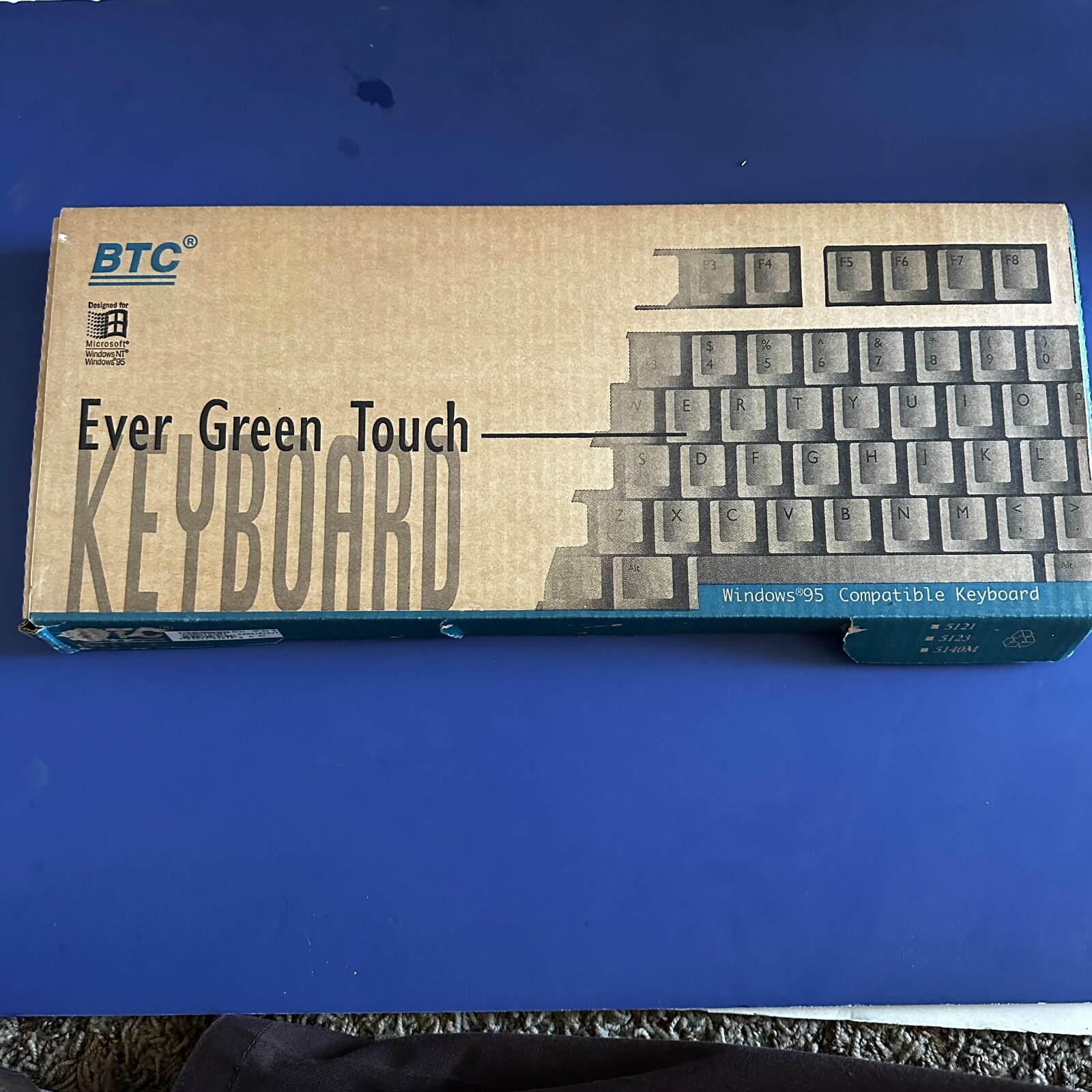 Nice Vintage Windows 95 Model 5121 Computer Keyboard *With Original Box BTC