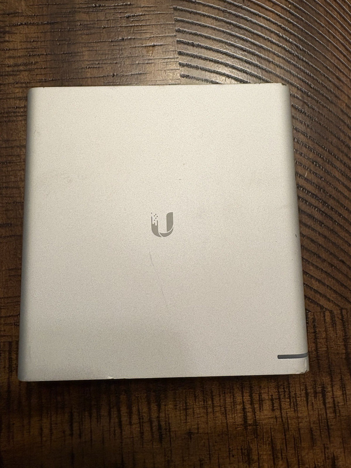 Ubiquiti Networks UniFi Cloud Key Gen2 + 1 TB SSD UCK-G2-PLUS Tested