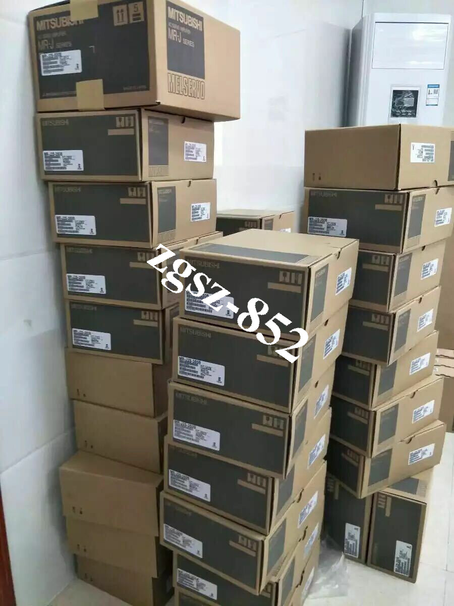 Mitsubishi servo  driver MR-J2S-350B-PY135 new FedEx or DHL