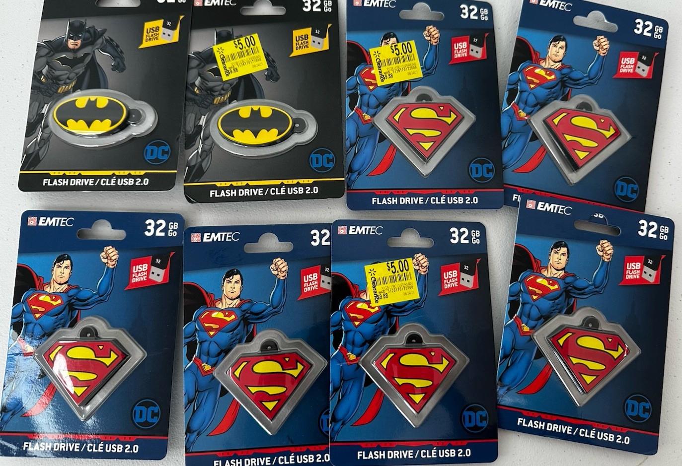 Emtec two batman and six superman USB 32 GB Flash Drive/Keychain Set of 8
