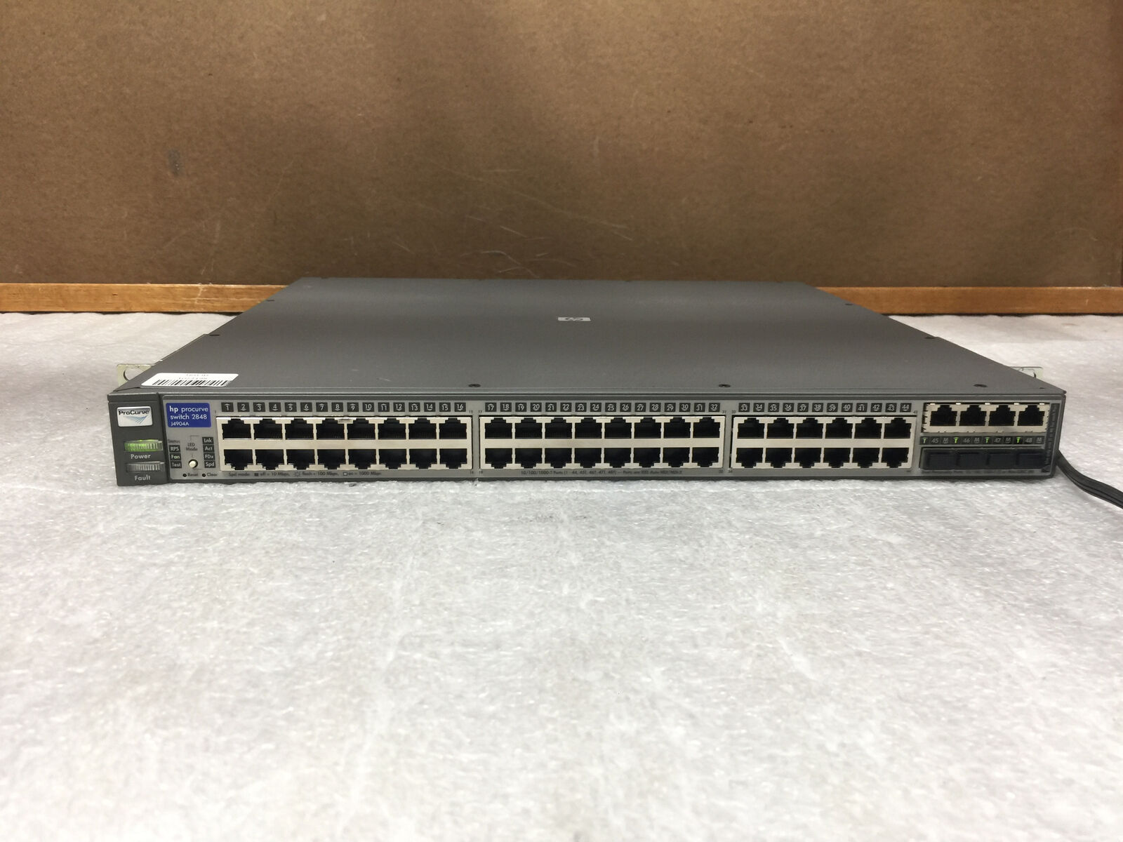 HP ProCurve 2848 J4904A 48-Port Dual Gigabit Ethernet Switch w/Rack Ears -TESTED