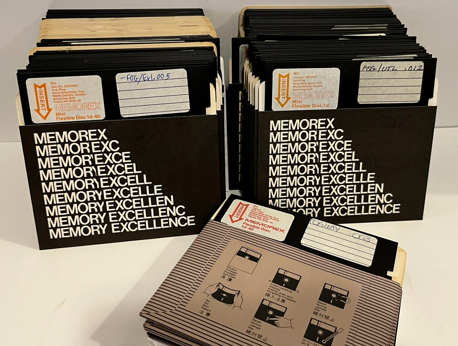 Vintage Lot of (100) 5.25" Floppy Disks (Most Are Memorex) 3- Untested But Clean