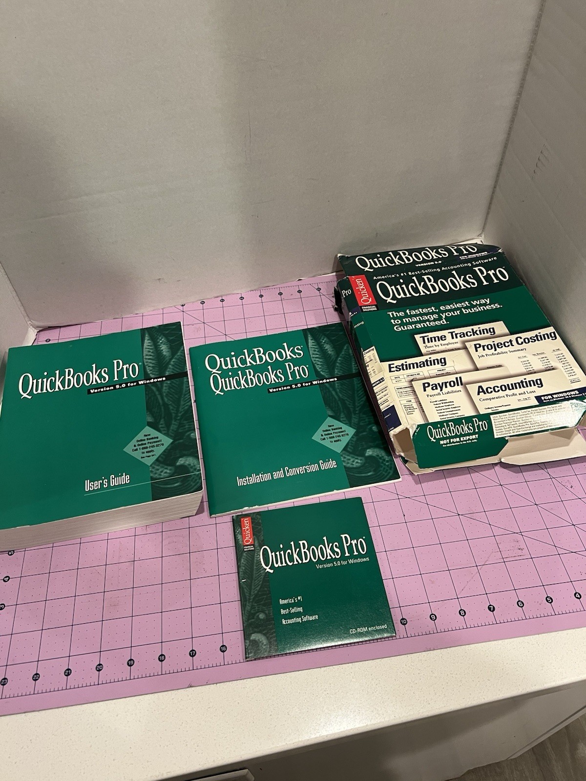 Quicken QUICKBOOKS PRO VERSION 5.0 User's Guide FOR WINDOWS 95 + CD BIG BOX