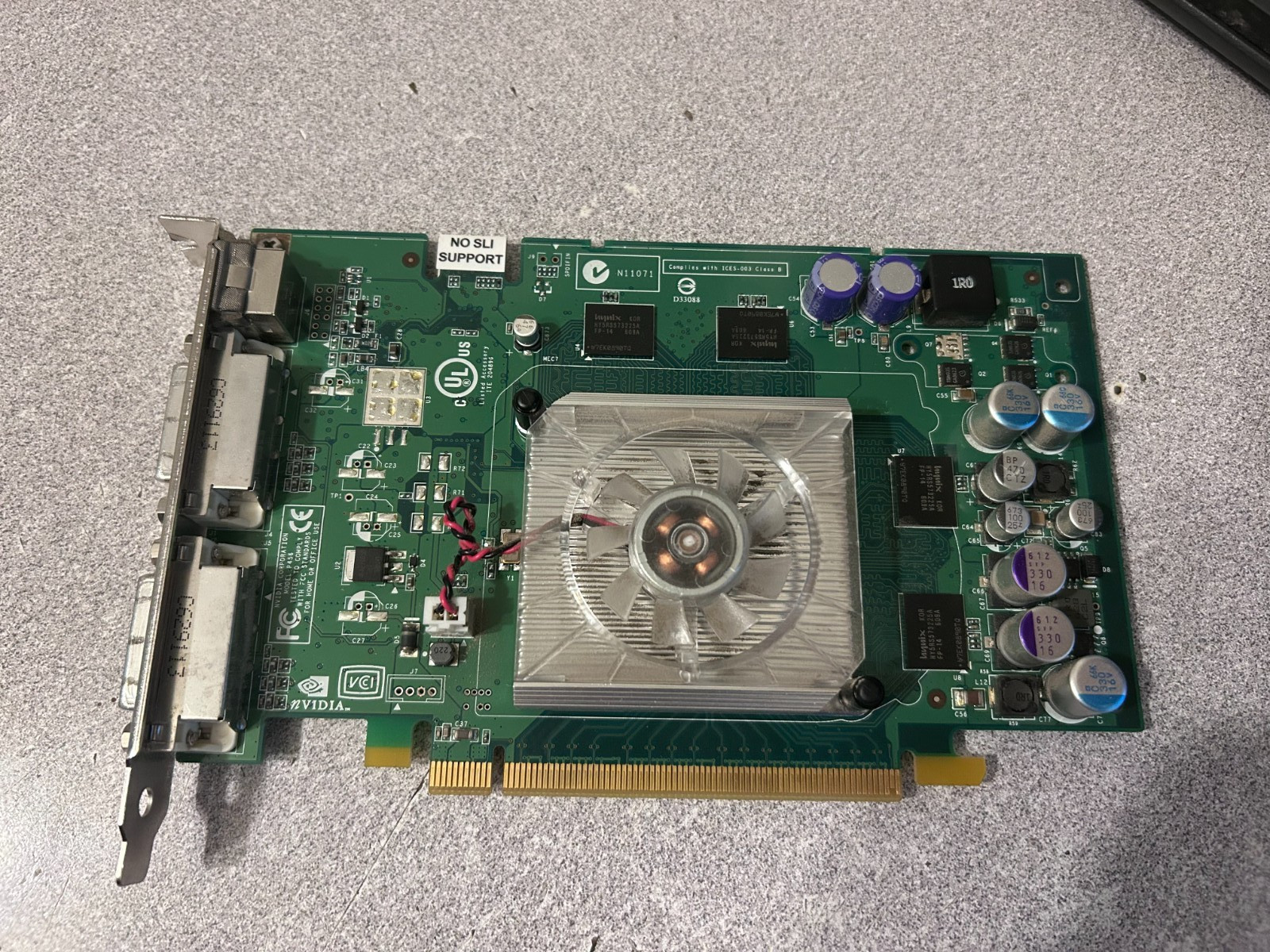 PNY NVIDIA Quadro FX 560  PCI Express Full Height Video Card S-Video DVI-I x 2
