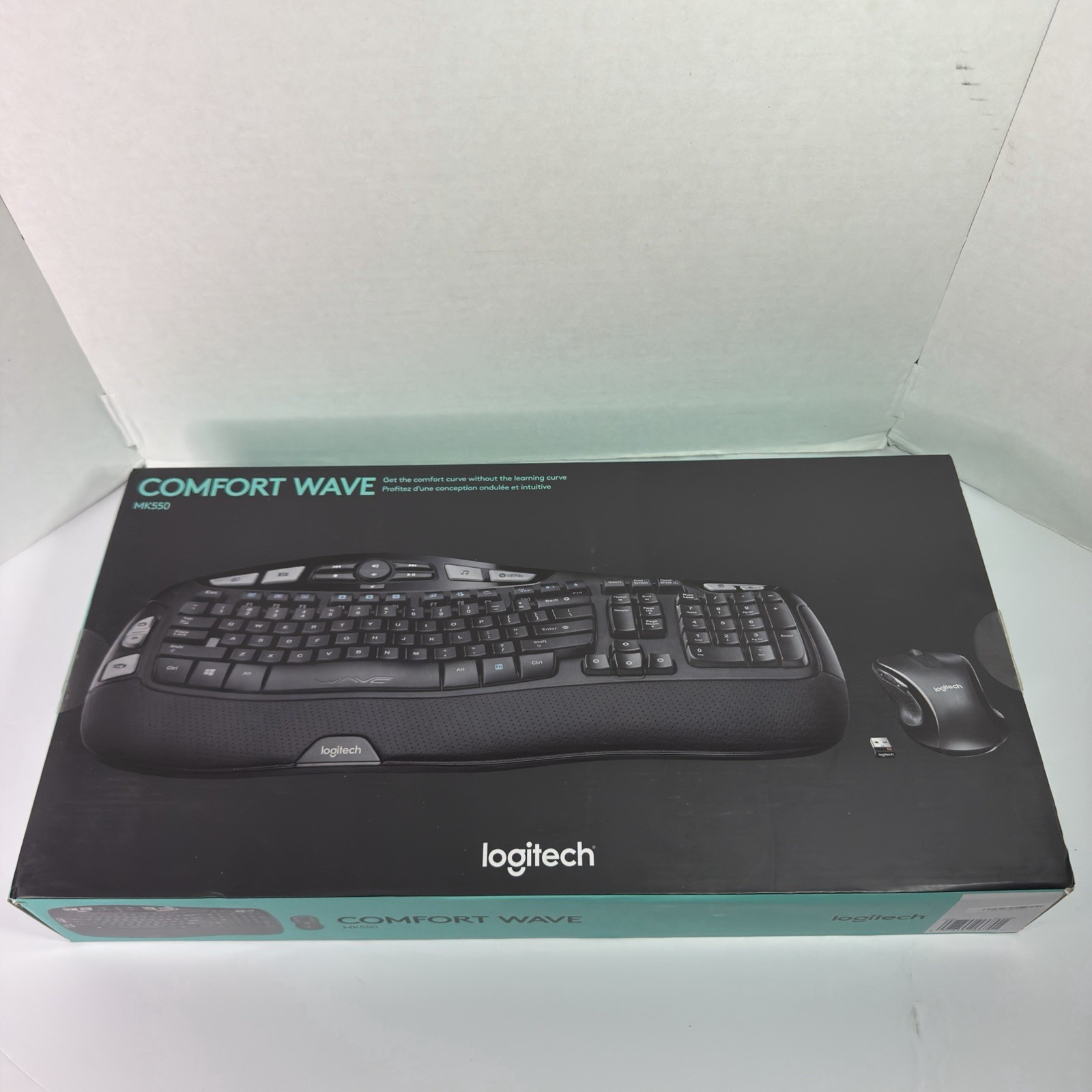 New Logitech MK550 Comfort Wave Keyboard and Mouse Wireless