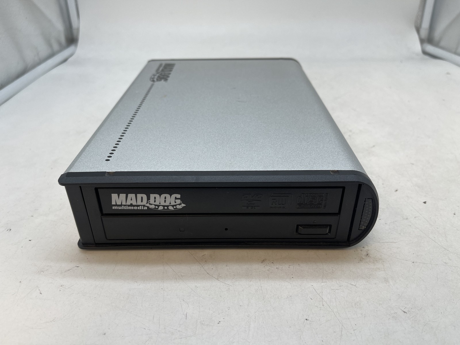 Mad Dog Multimedia External DVD/CD-RW Drive Enclosure USB 2.0 Aluminum -Free S/H