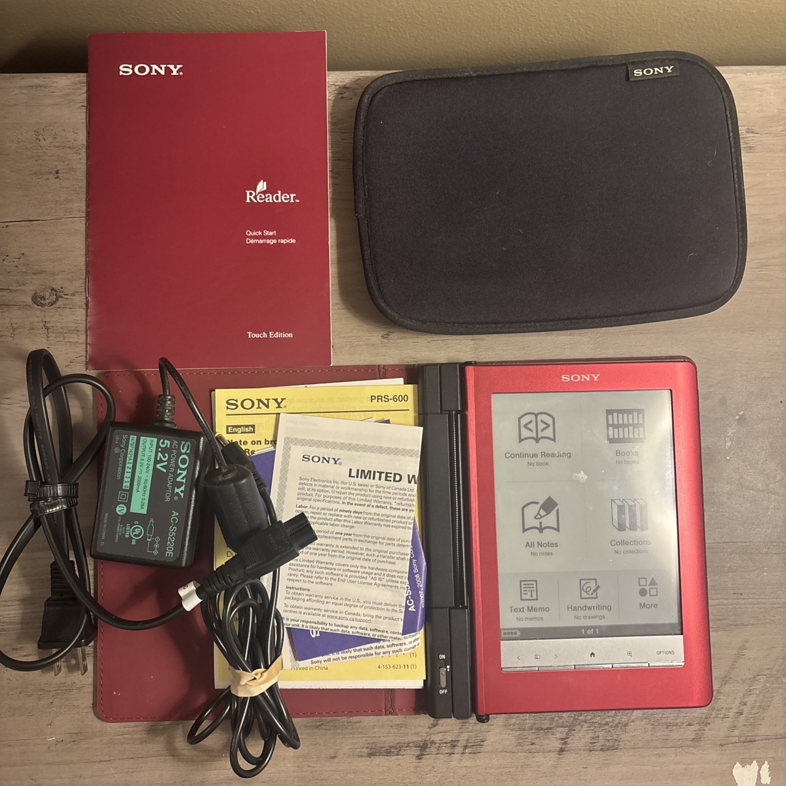 Sony Reader Touch Edition Digital PRS-600 6" Display Bundle