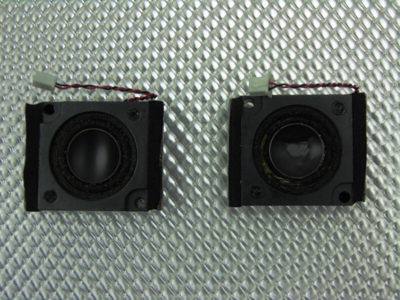 View Sonic VX900 VX924 Monitor Speakers Speaker Set