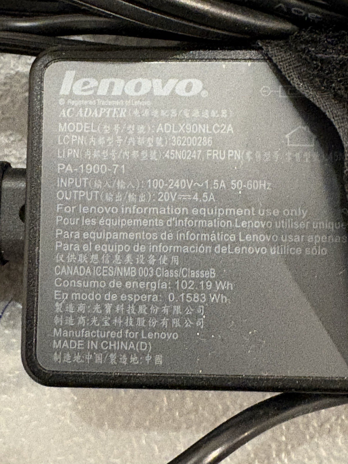 Original LENOVO ADLX90NLC2A 20V 4.5A 90W Charger Square Tip (853-1)