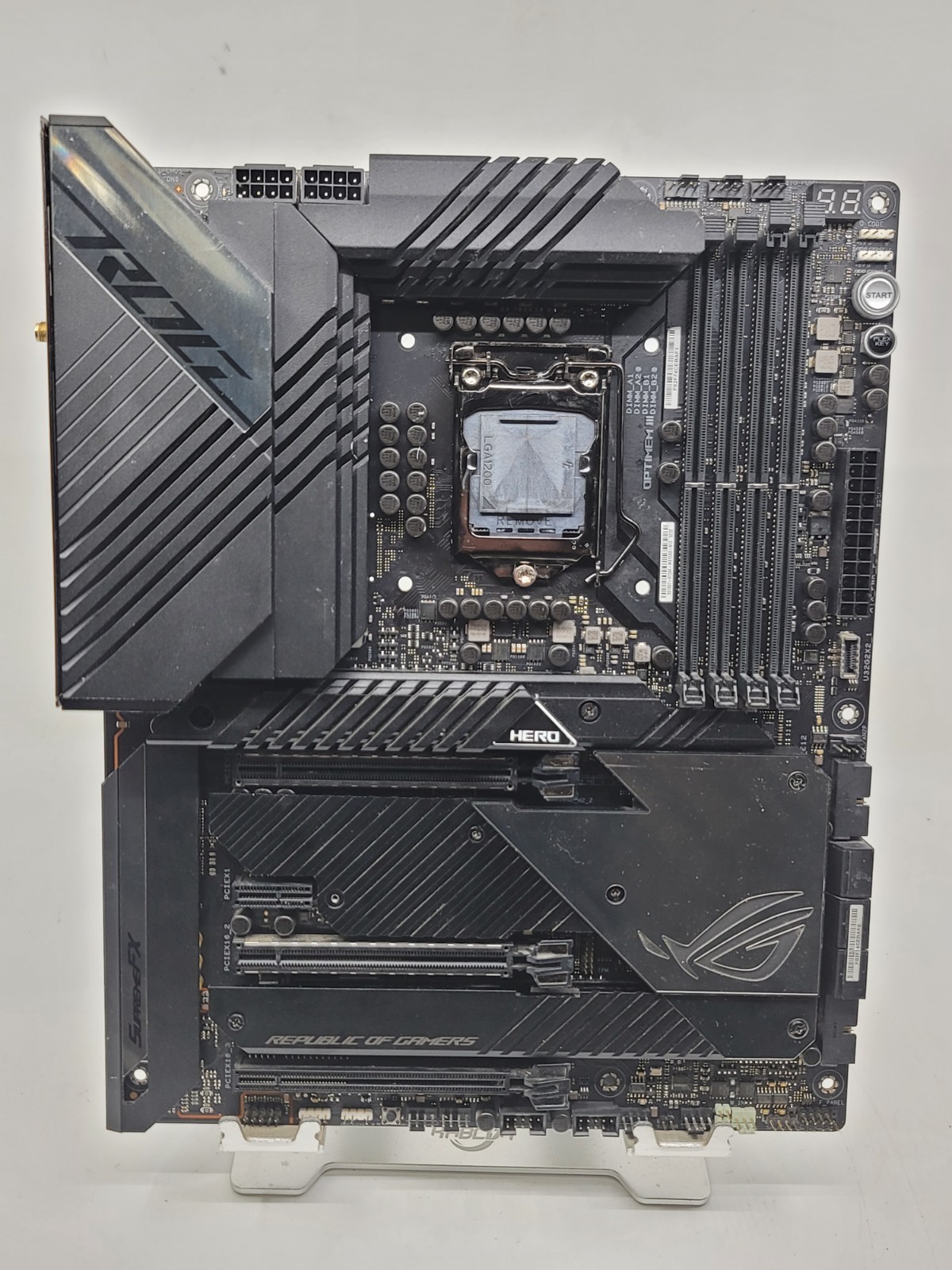 ASUS ROG Maximus XIII Hero Intel LGA 1200 Z590 DDR4 ATX Wifi Motherboard