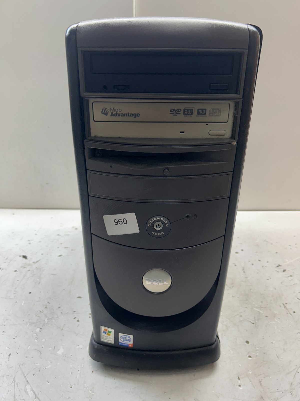 Dell Dimension 4500 Intel Pentium 4 2.40GHz 768MB NO HDD