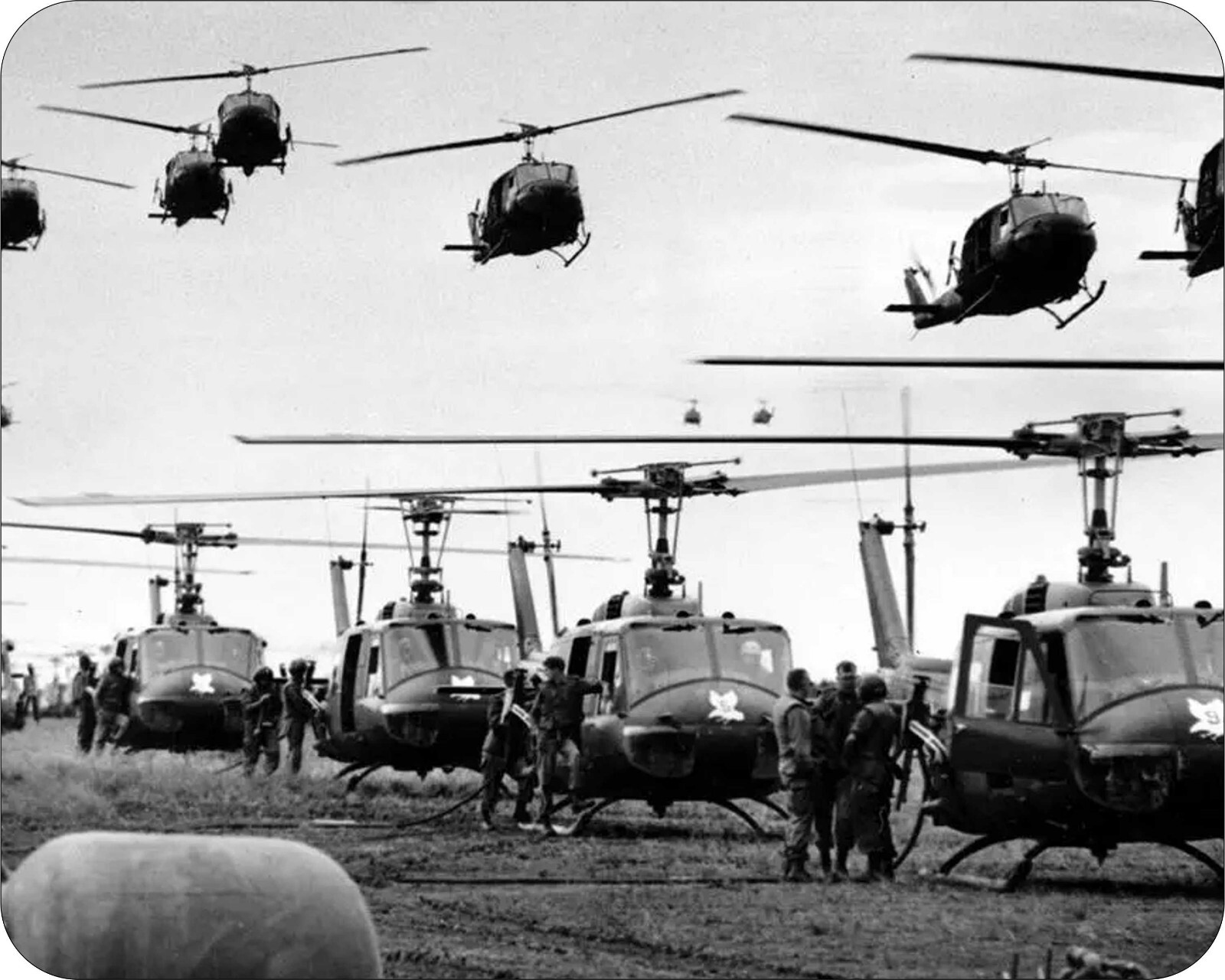 Vietnam War Rare Photo  Hughys Brave and patriotic Men Mousepad  Mouse Pad