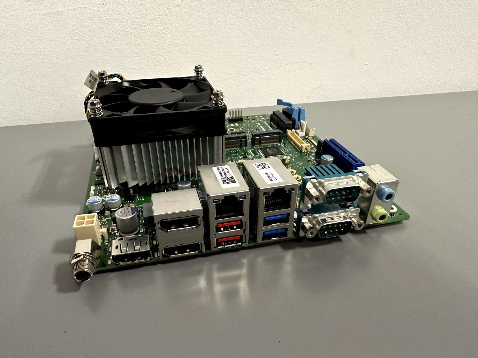 Kontron miniITX D3713-R2 + Active Cooler D37 Industrial Motherboard  NEW