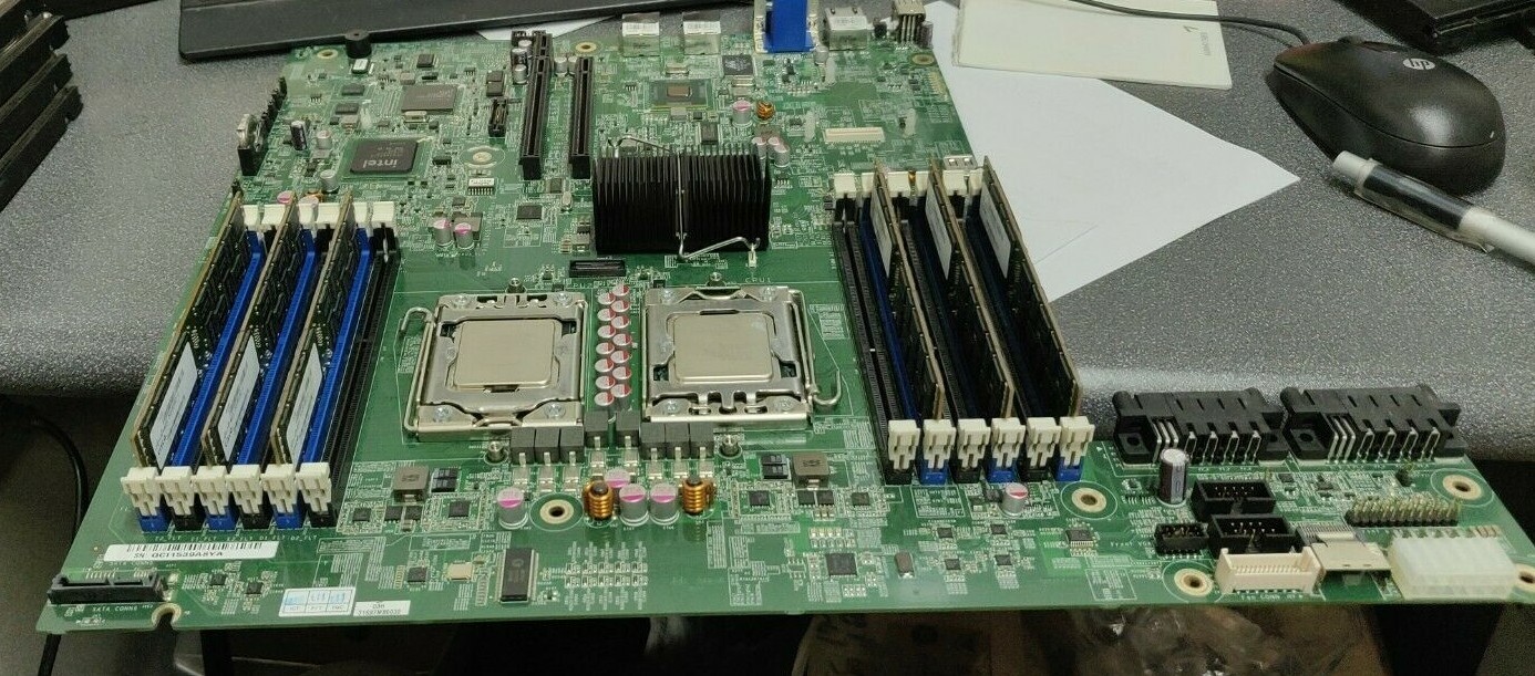 Cisco DAS97CMB8D0 UCS C210 M2 Server Board w/2x Xeon E5620 CPU & NO() Memory
