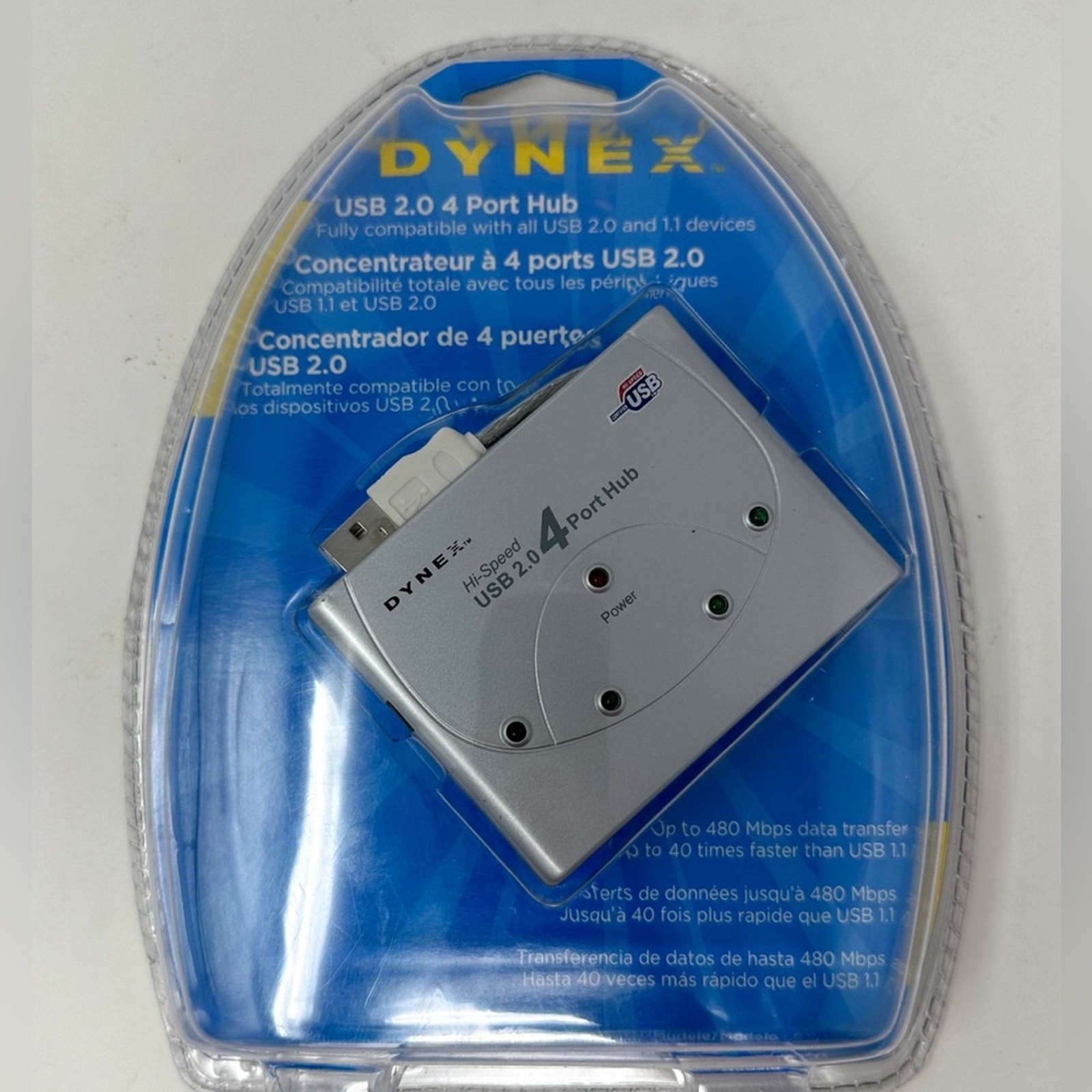 NEW Dynex USB 2.0 4 Port Hub, Brand New in Package