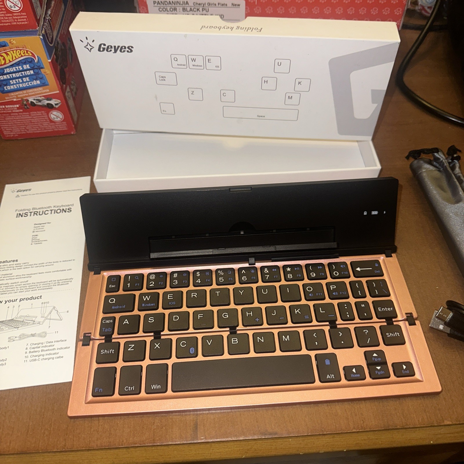 Geyes Folding Bluetooth Keyboard( Rose Gold)