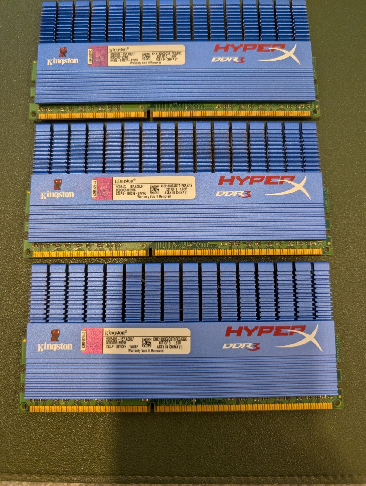 Kingston KHX1800C9D3T1FK3/6GX DDR3 6GB Kit (3x2GB) - DDR3 1800MT/s XMP CL9 DIMM