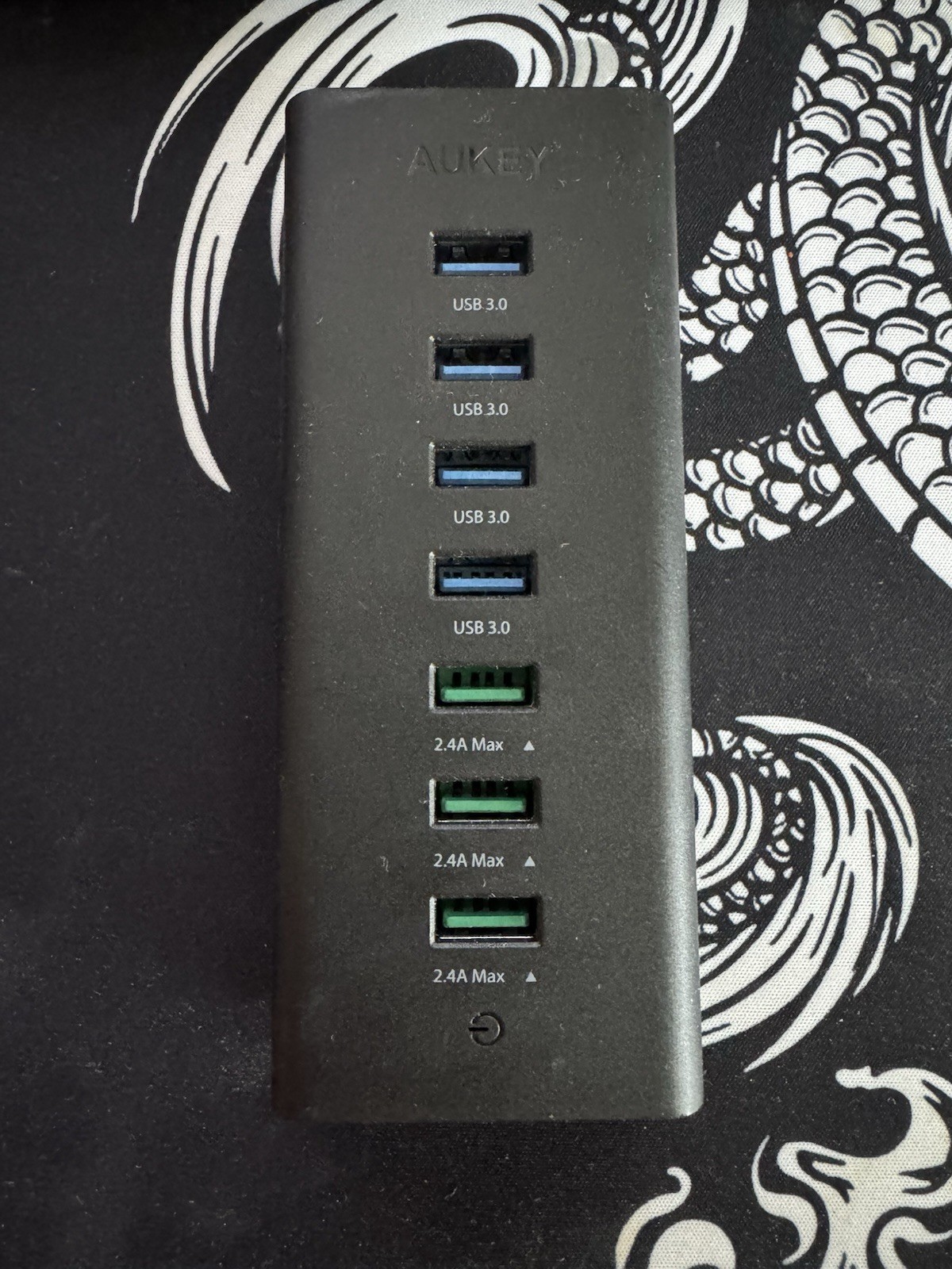 AUKEY CB-H19 Powered USB 3.0 Hub 7-Port Charger/Data Hub w/ AC Adapter
