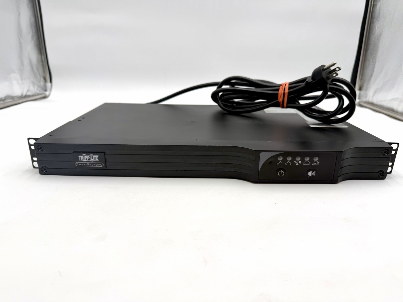 Tripp-Lite SmartPro-UPS SMART500RT1U