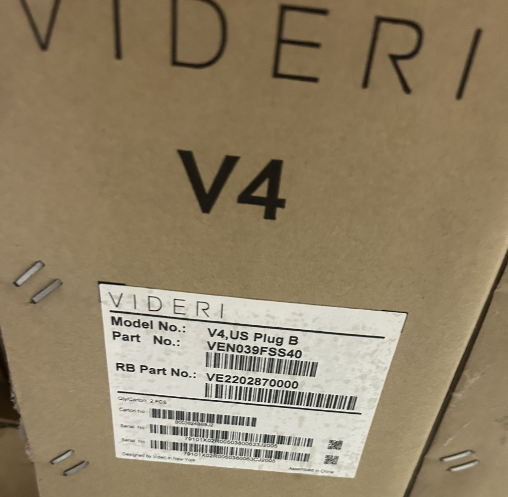 NEW Videri Canvas V4 Plug B Commercial Retail Digital Video Display 44" 2-Pack