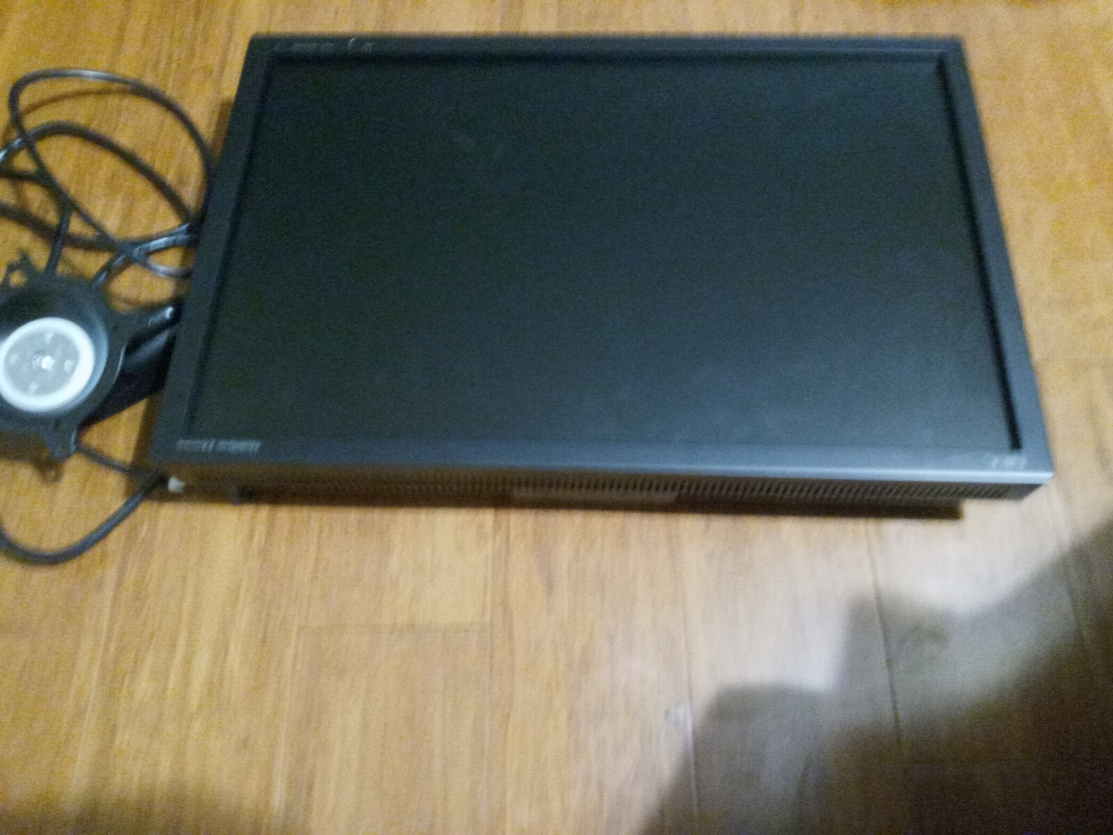 NEC Multisync EA224WM LCD monitor 24.0 power cable and mount. Grade A