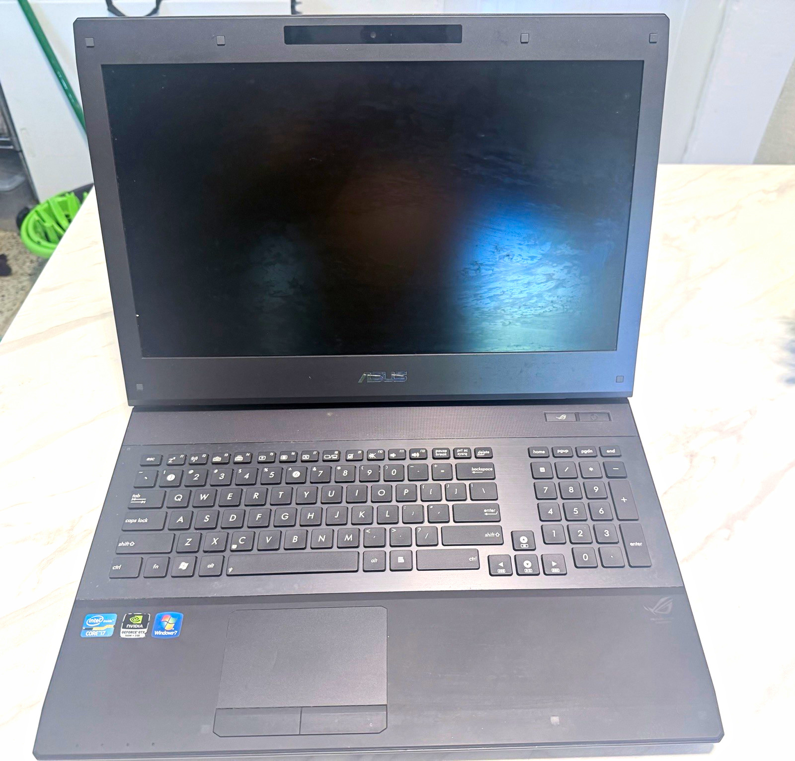 ASUS ROG G74S 17.3" i7-2nd 16GB 256GB SSD+1TB GTX 560M Win 7