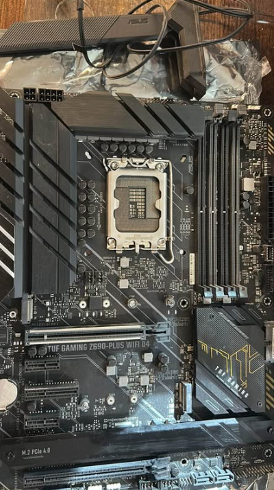 *BENT PINS* ASUS TUF Gaming Z690-Plus WiFi LGA 1700 ATX Intel Motherboard