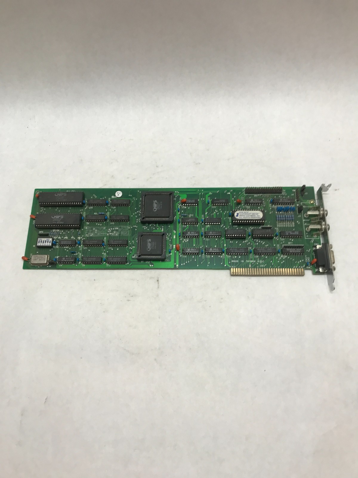 Vintage Chips ACC-002 8 Bit ISA Video Card UNTESTED For Parts AS IS - DW