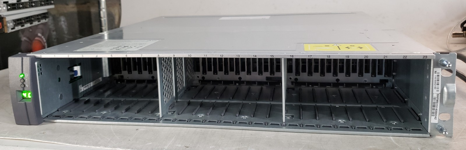 NetApp DS2246 NAJ-1001 Disk Array w/ 2x IOM6 DAC + 2x TDPS-750AB PSU + Cords