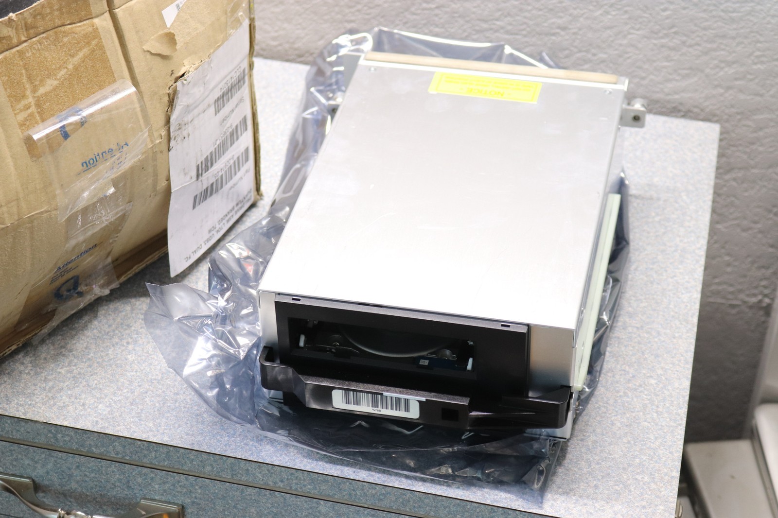 Quantum 8-00974-05 LTO6 FC Tape Drive UDS3 in i500 IBM UF-IN-LTO6-FC Scalar i500