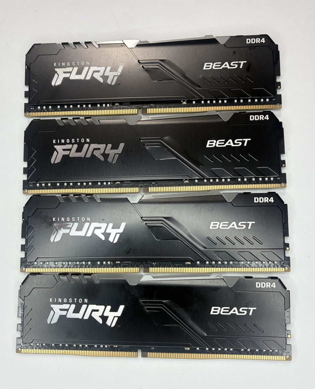 Kingston Fury Beast 32GB (4x8GB) Ram DDR4 KF432C16BBA/8