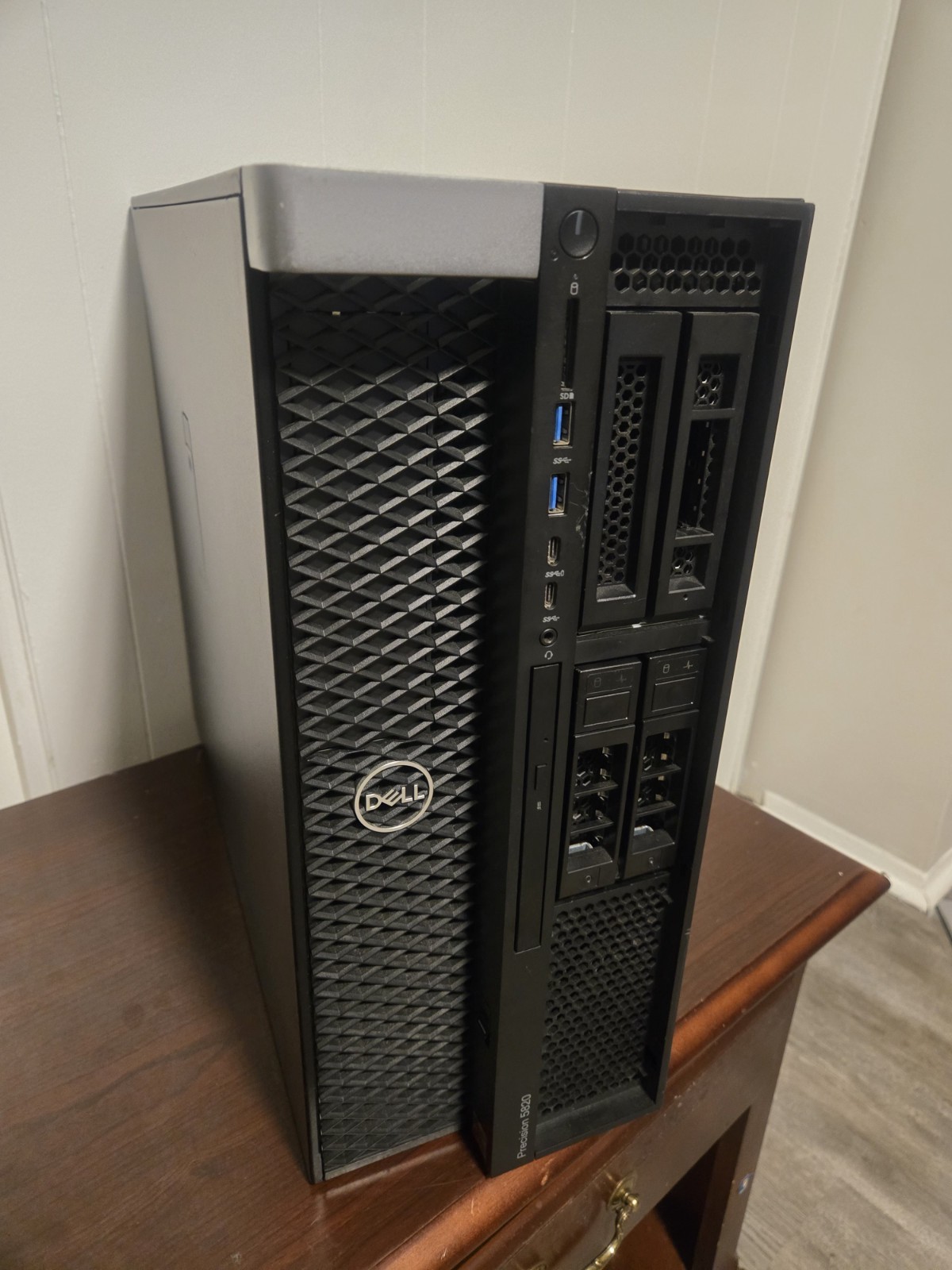 Dell Precision 5820  i9 9th Gen 32Gb Ram SSD RAID Server